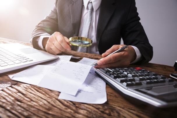 Diferencias en el fraude de ley por la contratación en la función pública y en las sociedades mercantiles públicas